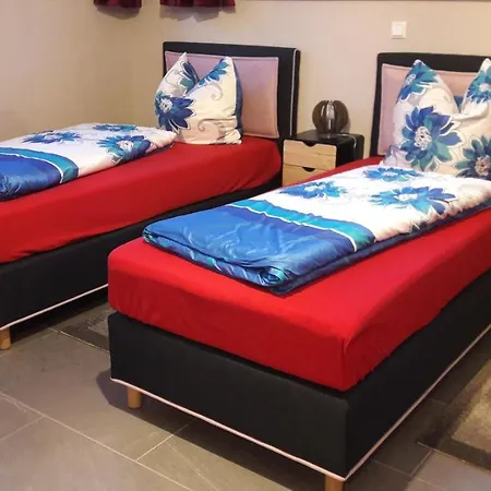 Am Eck شقة Schmölln